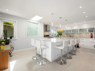 772 Regal Crescent - 2