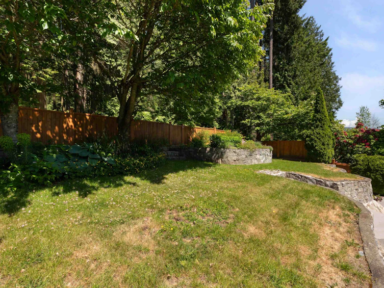 772 Regal Crescent, North Vancouver, BC, V7K 2X8 - 35