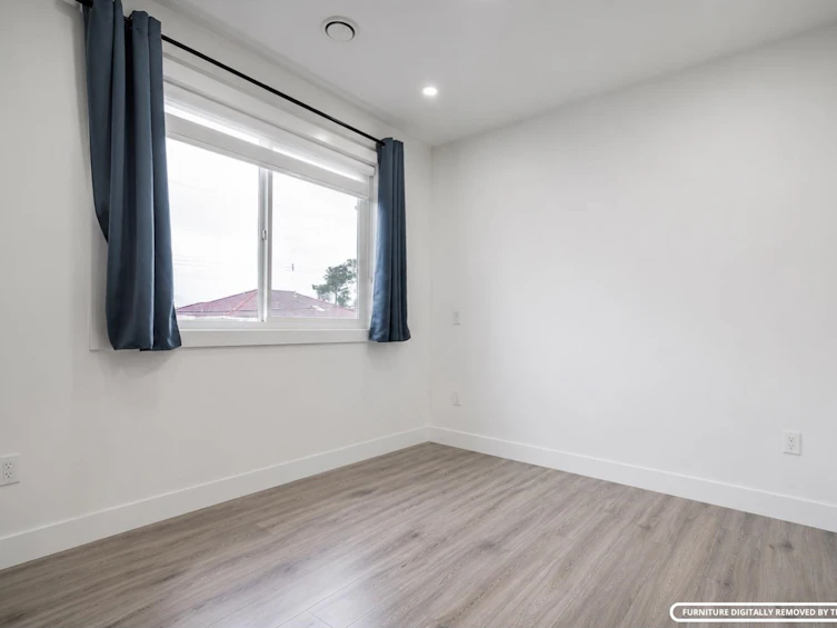#2-4675 Canada Way, Burnaby, BC, V5G 1K9 - 23