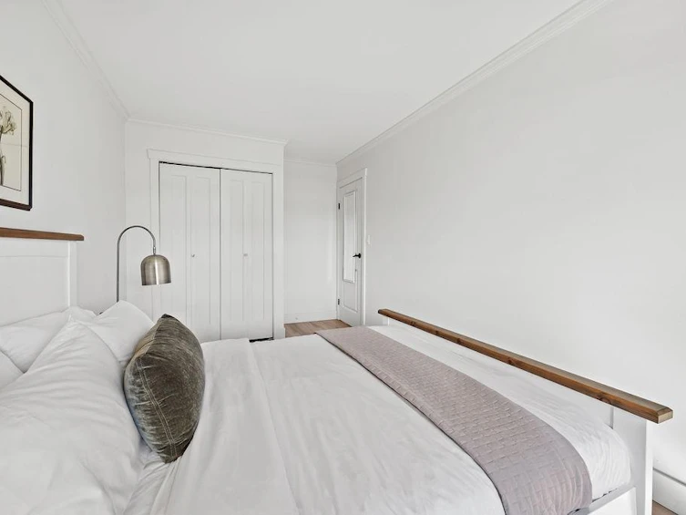 207-235 W 4th Street, North Vancouver, BC, V7M 1H8 - 9