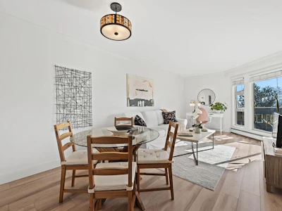 207-235 W 4th Street - 3