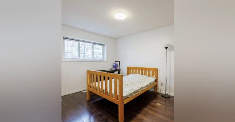 10300 167 Street, Surrey, BC, V4N 1Z2 - 9