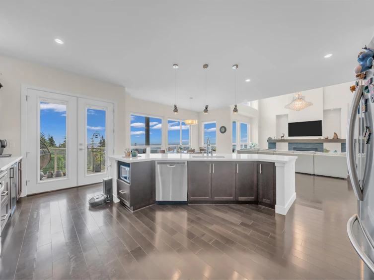 1469 Strawline Hill Street, Coquitlam, BC, V3E 0L7 - 14