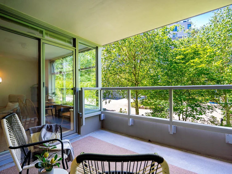 204-9262 University Crescent, Burnaby, BC, V5A 0A4 - 23