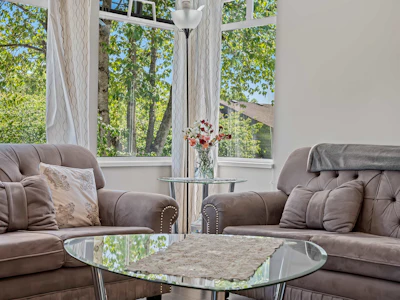 3-10238 155a Street - 5