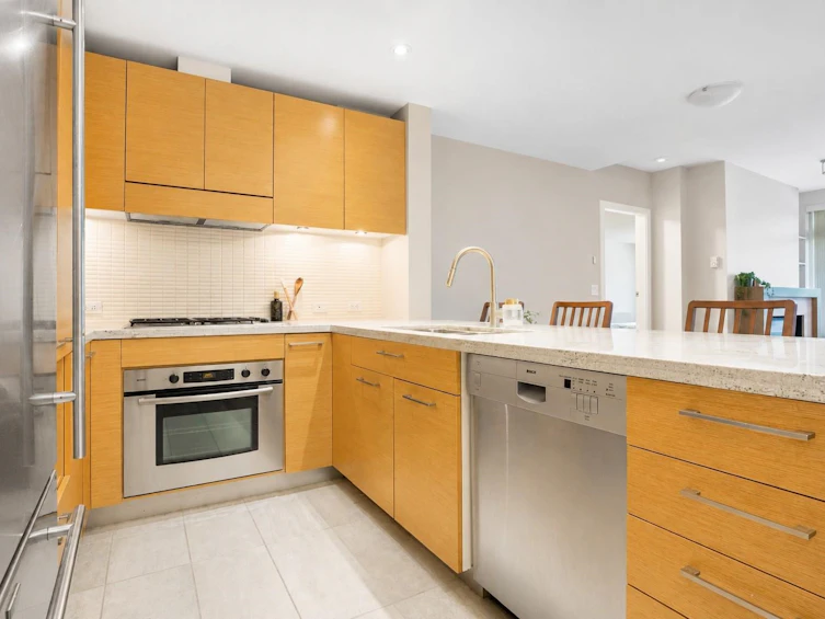 107-6015 Iona Drive, Vancouver, BC, V6T 2J4 - 10