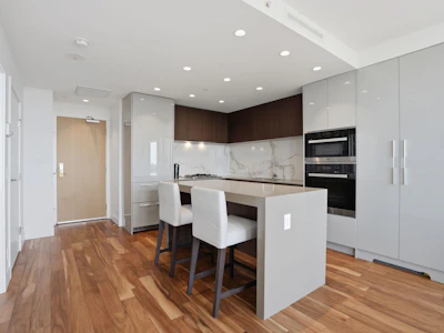 1904-1632 Lions Gate Lane - 5