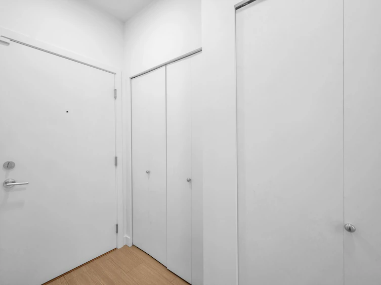 318-5460 Broadway, Burnaby, BC, V5B 0B4 - 26