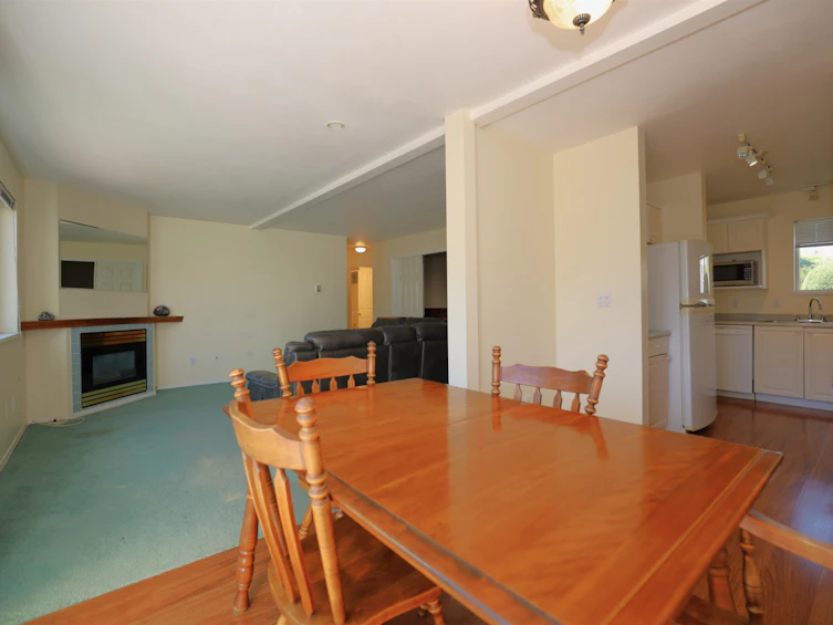 21-5610 Trail Avenue, Sechelt, BC, V7Z 0H8 - 9