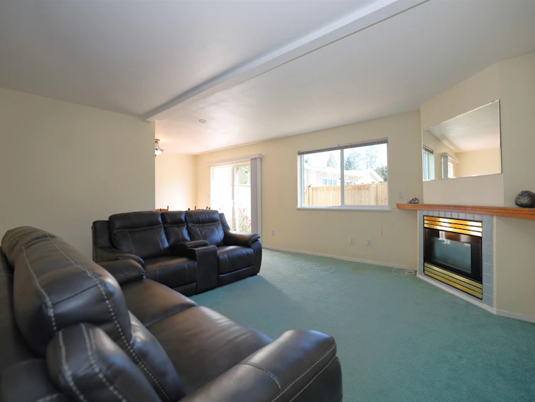 21-5610 Trail Avenue, Sechelt, BC, V7Z 0H8 - 16
