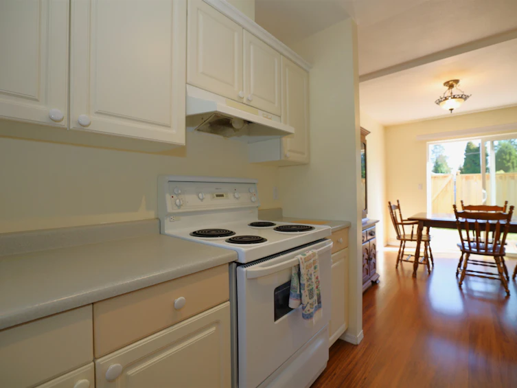 21-5610 Trail Avenue, Sechelt, BC, V7Z 0H8 - 5