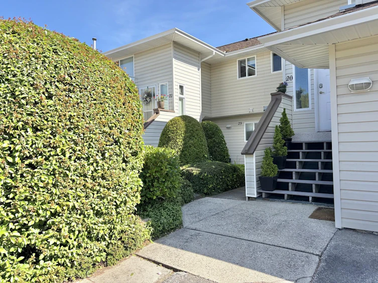 21-5610 Trail Avenue, Sechelt, BC, V7Z 0H8 - 2