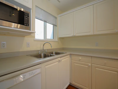 21-5610 Trail Avenue - 4
