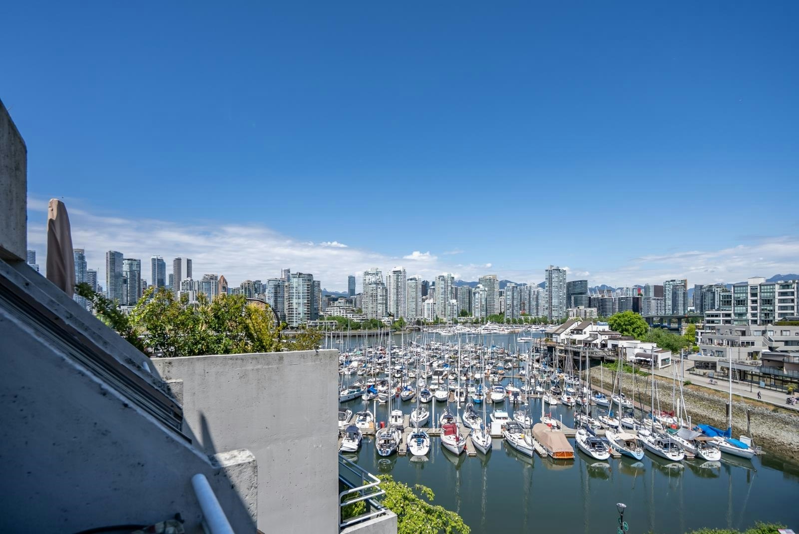 313-674 Leg In Boot Square, Vancouver, BC, V5Z 4B4