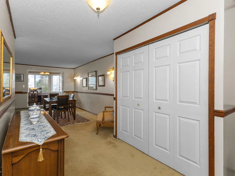302-32098 George Ferguson Way, Abbotsford, BC, V2T 2K6 - 9