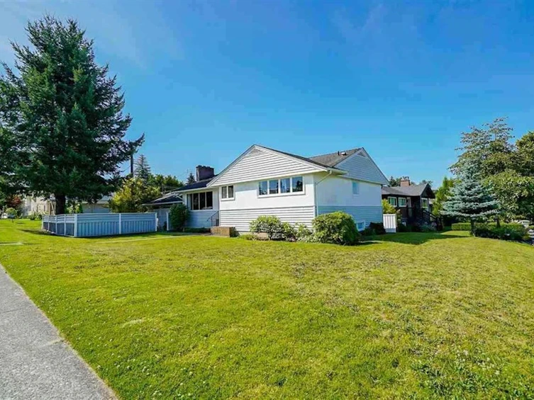 7833 Coquitlam Street, Burnaby, BC, V3N 3Z4 - 2