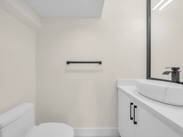 1620 E 53rd Avenue, Vancouver, BC, V5P 3H7 - 13