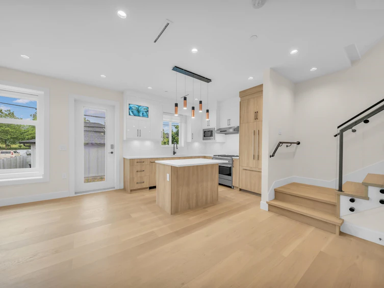 1620 E 53rd Avenue, Vancouver, BC, V5P 3H7 - 8