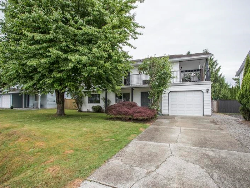 20118 Ospring Street, Maple Ridge BC V2X 0G5