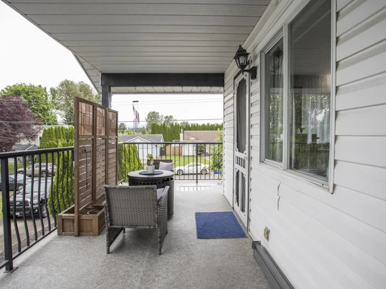 20118 Ospring Street, Maple Ridge, BC, V2X 0G5 - 17
