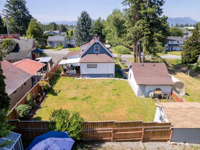 20290 Wanstead Street - 5