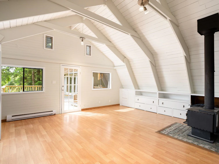 709 Windjammer Road, Bowen Island, BC, V0N 1G2 - 2