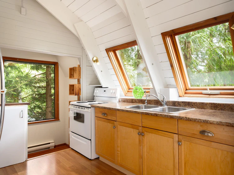 709 Windjammer Road, Bowen Island, BC, V0N 1G2 - 6