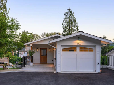 580 Ioco Road - 2