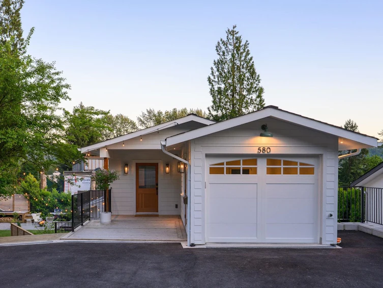 580 Ioco Road, Port Moody, BC, V3H 2W2 - 2