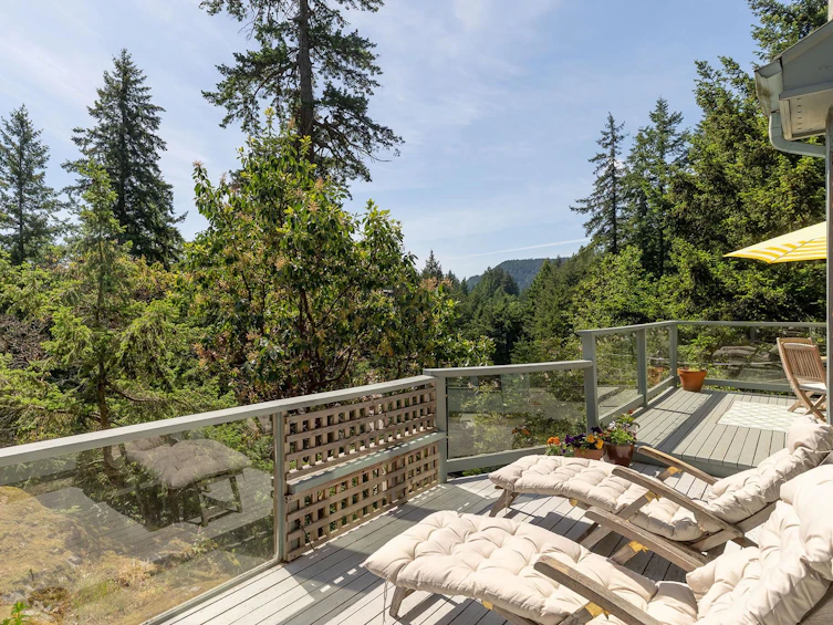 342 Creek Road, Bowen Island, BC, V0N 1G1 - 4