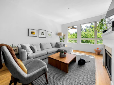 412-2601 Whiteley Court - 4