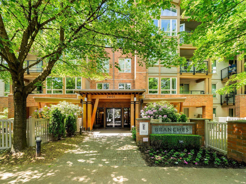 412 - 2601 Whiteley Court, North Vancouver BC V7J 2R7