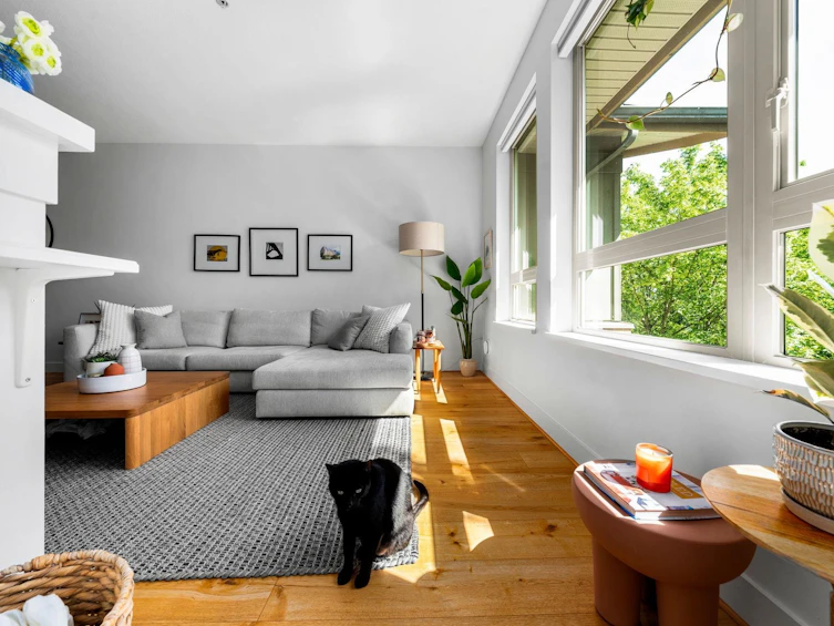 412-2601 Whiteley Court, North Vancouver, BC, V7J 2R7 - 6