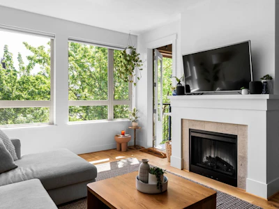 412-2601 Whiteley Court - 3