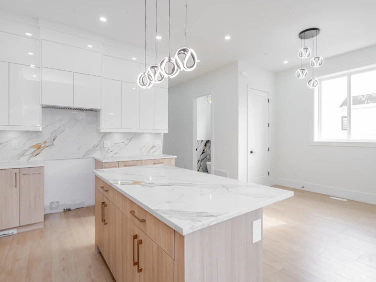 8425 George Street, Mission, BC, V2V 6S6 - 7