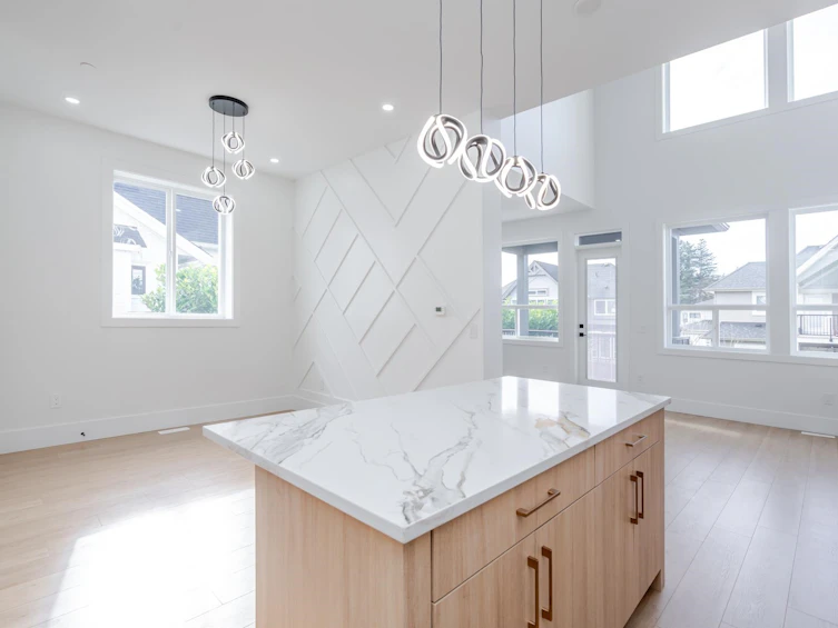 8425 George Street, Mission, BC, V2V 6S6 - 8