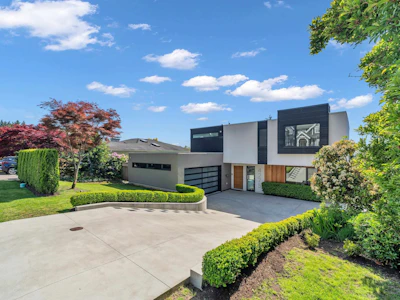 4275 Chelsea Crescent - 2