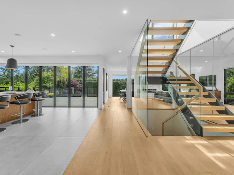 4275 Chelsea Crescent, North Vancouver, BC, V7R 3J4 - 8