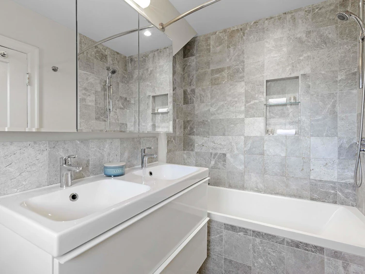 4269 W 13th Avenue, Vancouver, BC, V6R 2T7 - 28