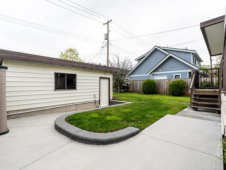 2235 W 16th Avenue, Vancouver, BC, V6K 3B4 - 31