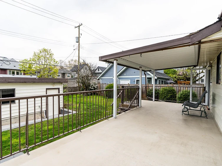 2235 W 16th Avenue, Vancouver, BC, V6K 3B4 - 34