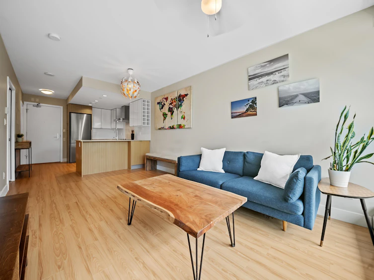 213-159 W 2nd Avenue, Vancouver, BC, V5Y 0L8
