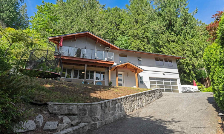 3907 Bayridge Place