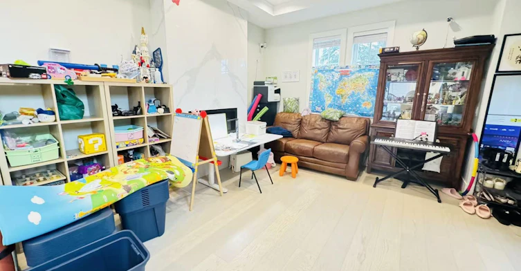 3000 W 15 Avenue, Vancouver, BC, V6K 3A5 - 5