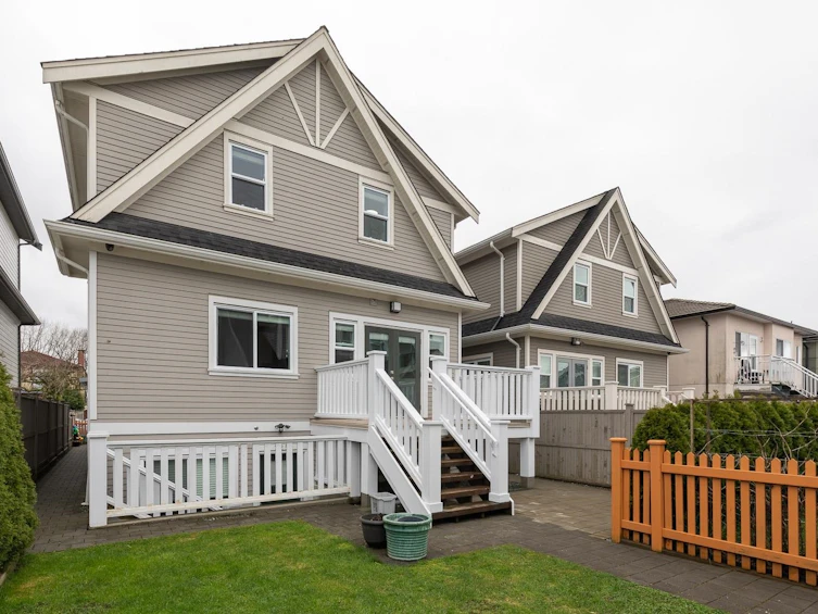 2255 E 35th Avenue, Vancouver, BC, V5P 1C1 - 33