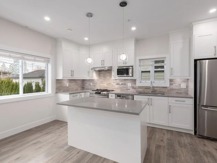 2255 E 35th Avenue, Vancouver, BC, V5P 1C1 - 8