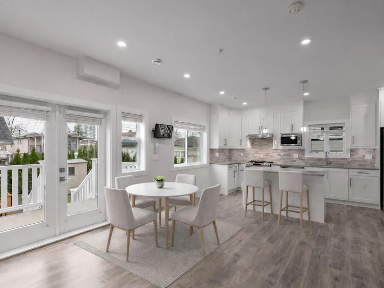 2255 E 35th Avenue, Vancouver, BC, V5P 1C1