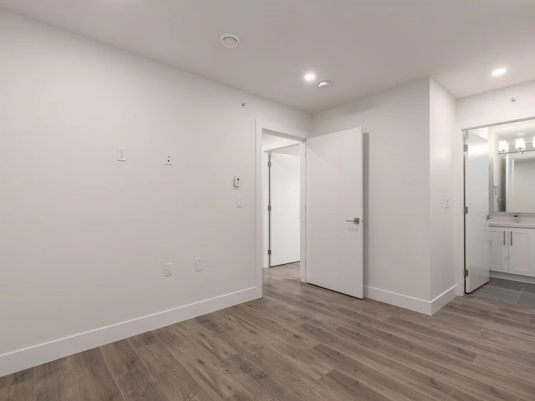 2255 E 35th Avenue, Vancouver, BC, V5P 1C1 - 20