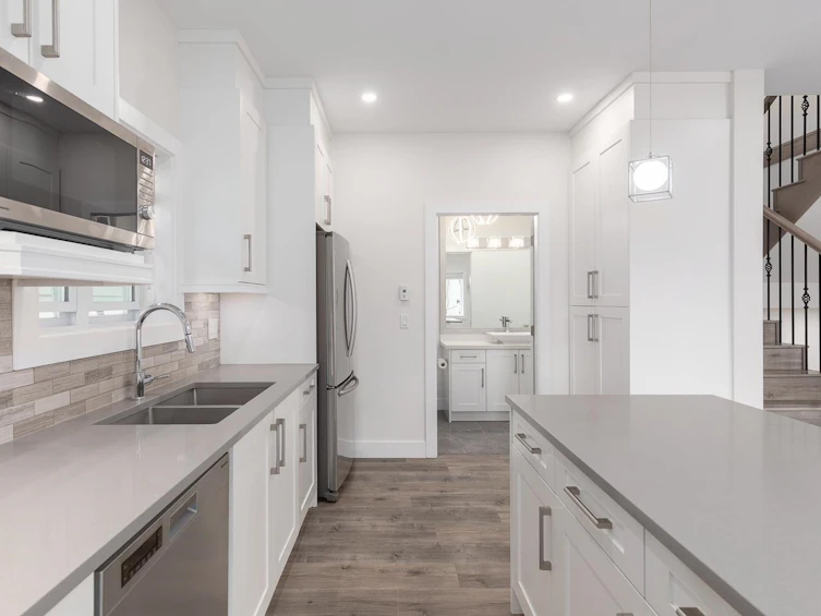 2255 E 35th Avenue, Vancouver, BC, V5P 1C1 - 11