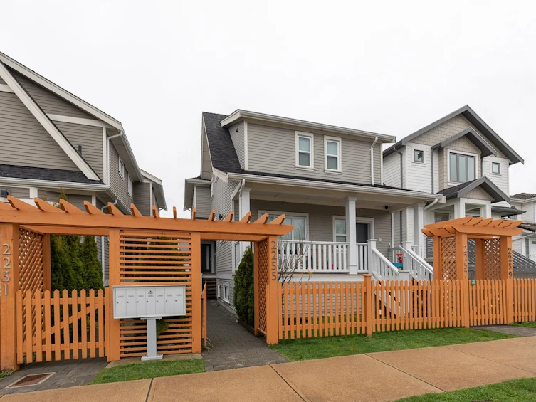 2255 E 35th Avenue, Vancouver, BC, V5P 1C1 - 30